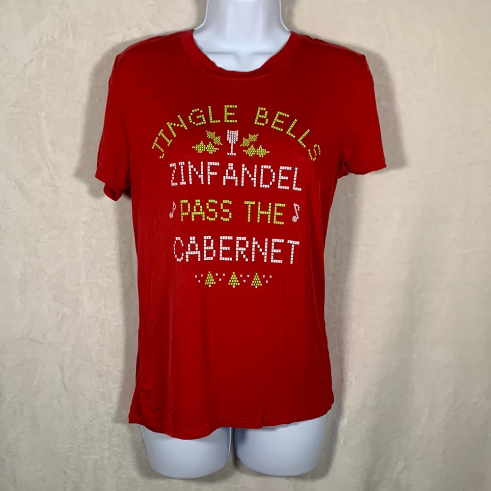 Fifth Sun Christmas graphic t-shirt. Size Xs